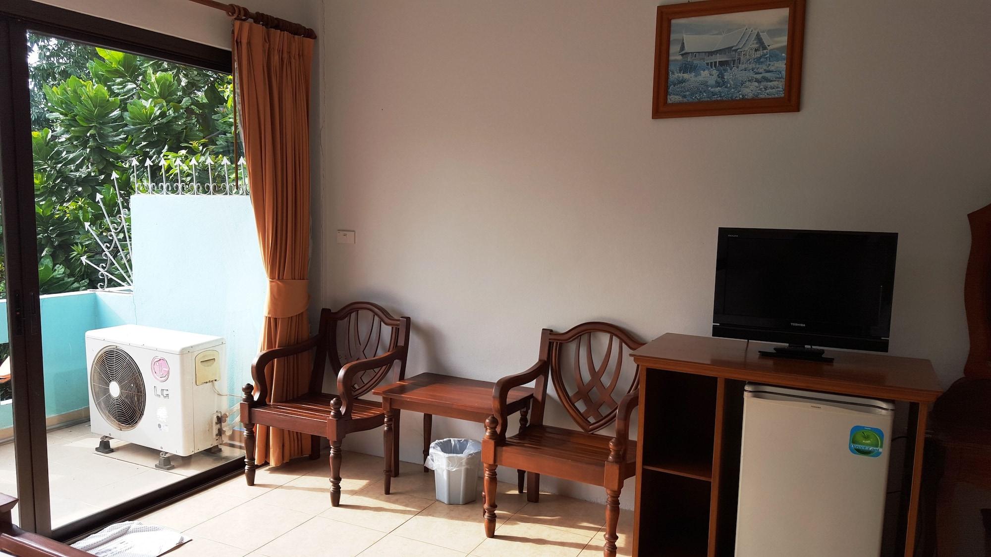 Holiday Guest House 차웽 외부 사진