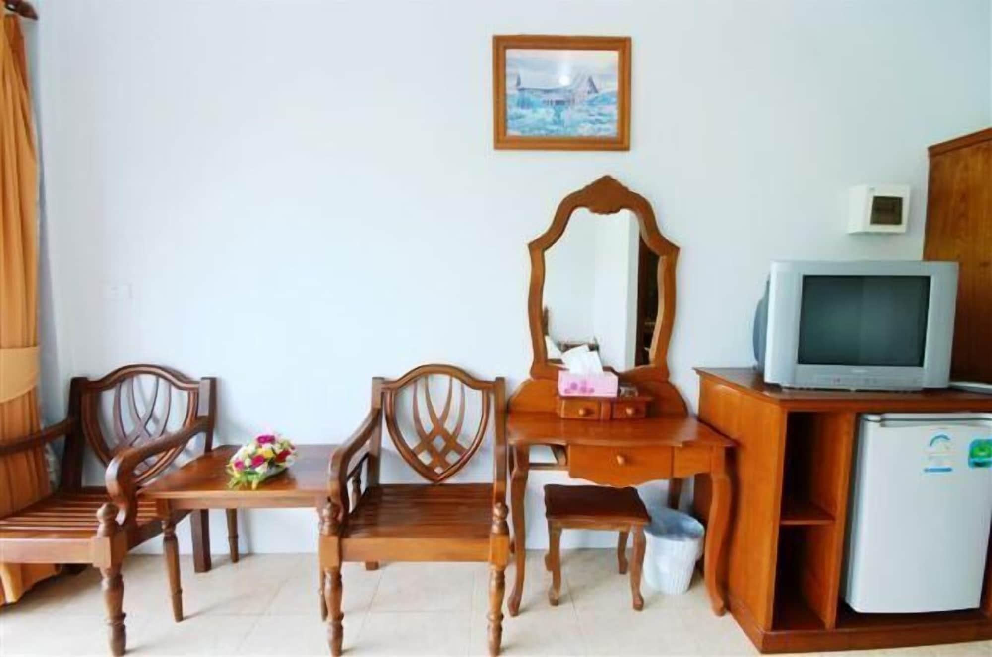 Holiday Guest House 차웽 외부 사진