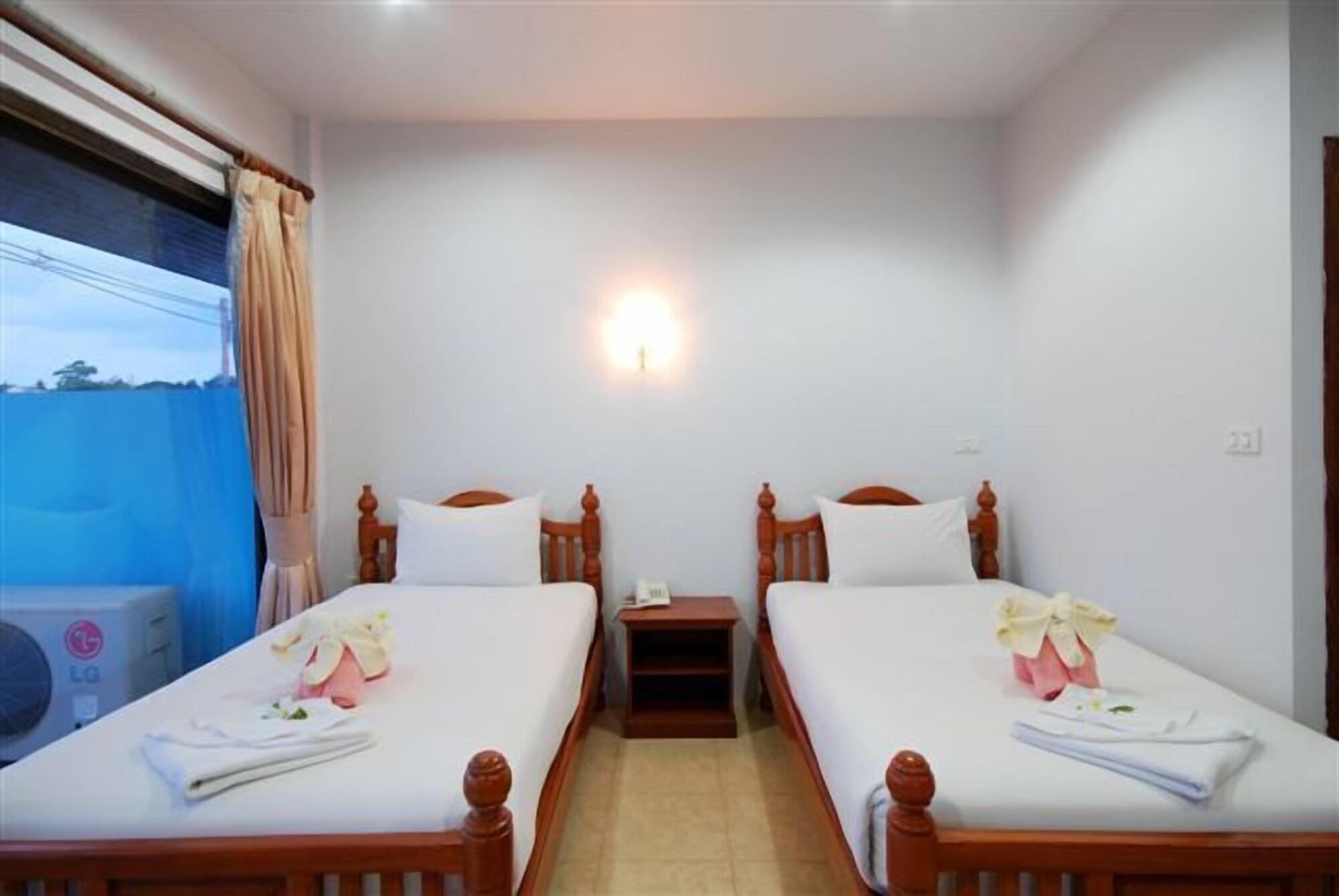 Holiday Guest House 차웽 외부 사진